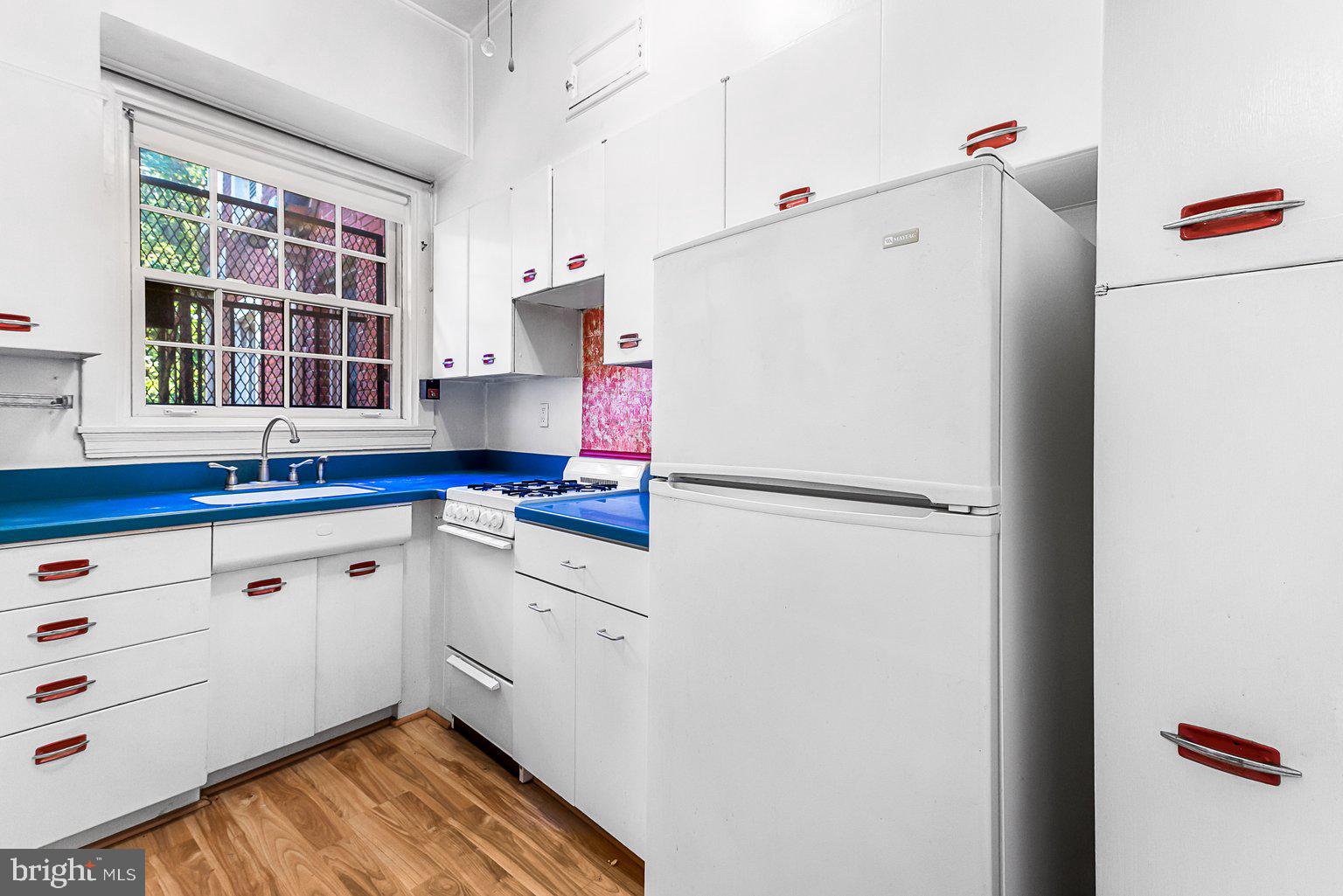 501 University PARKWAY Unit: I-3