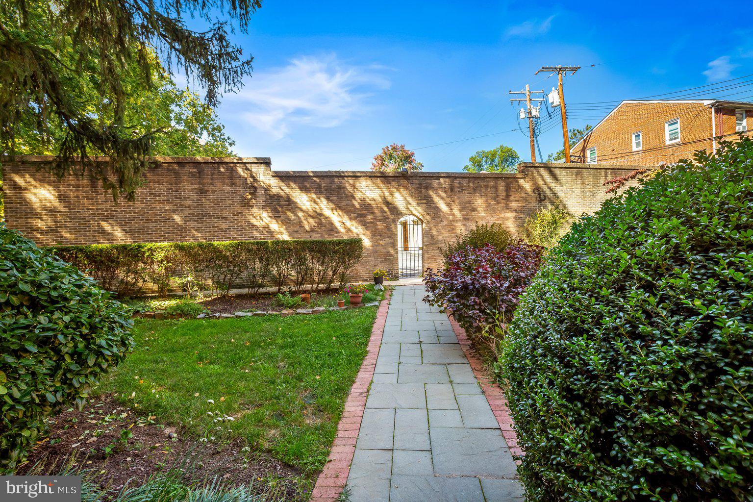 501 University PARKWAY Unit: I-3