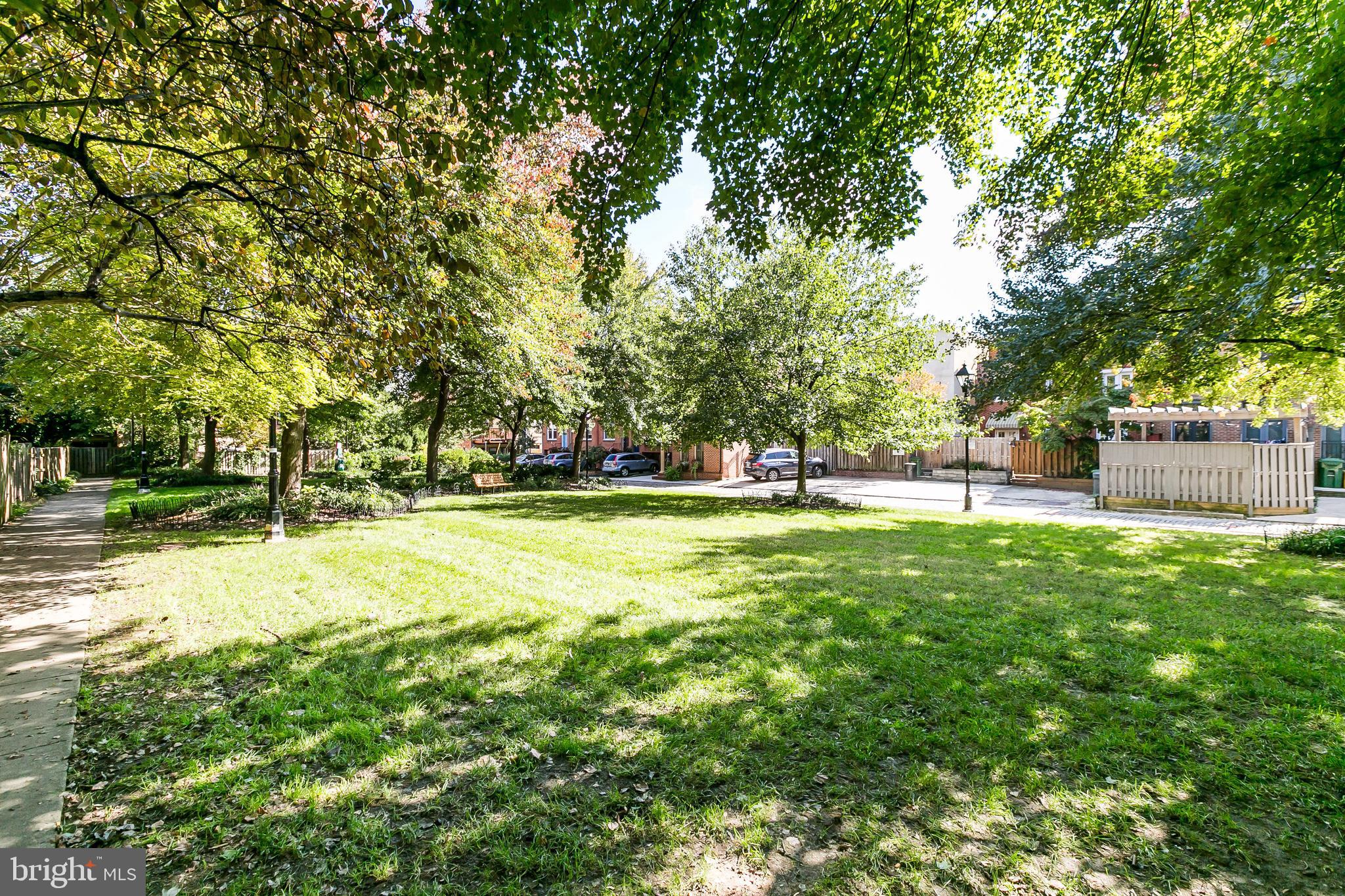 131 W Hill STREET
