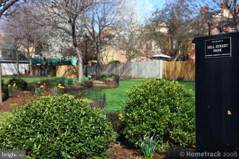 131 W Hill STREET