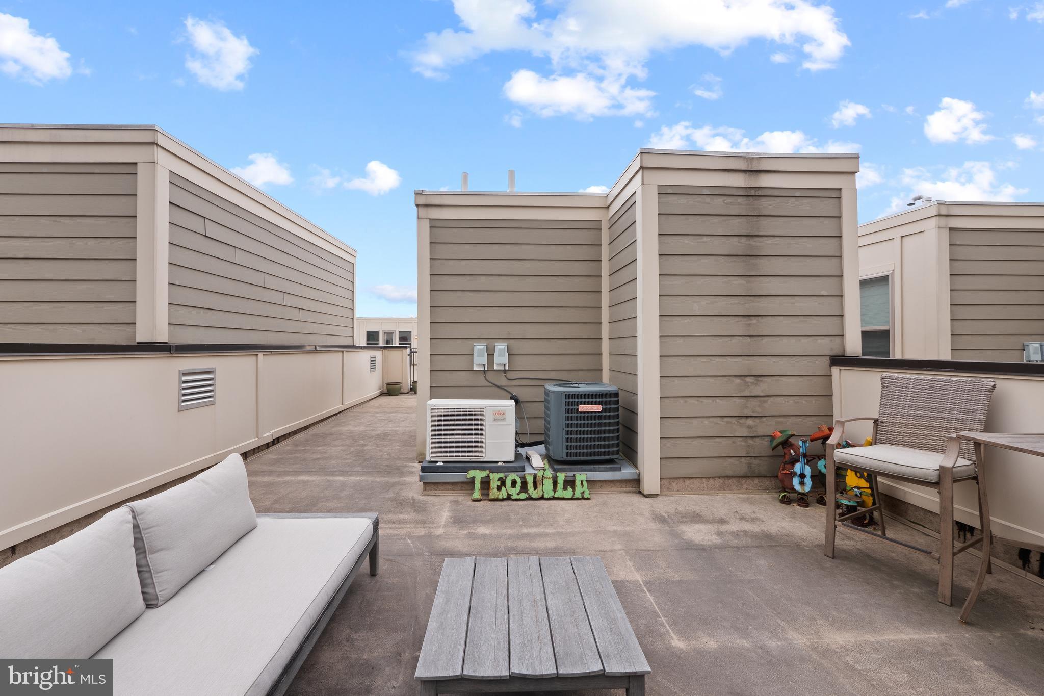 1308 Benjamin STREET