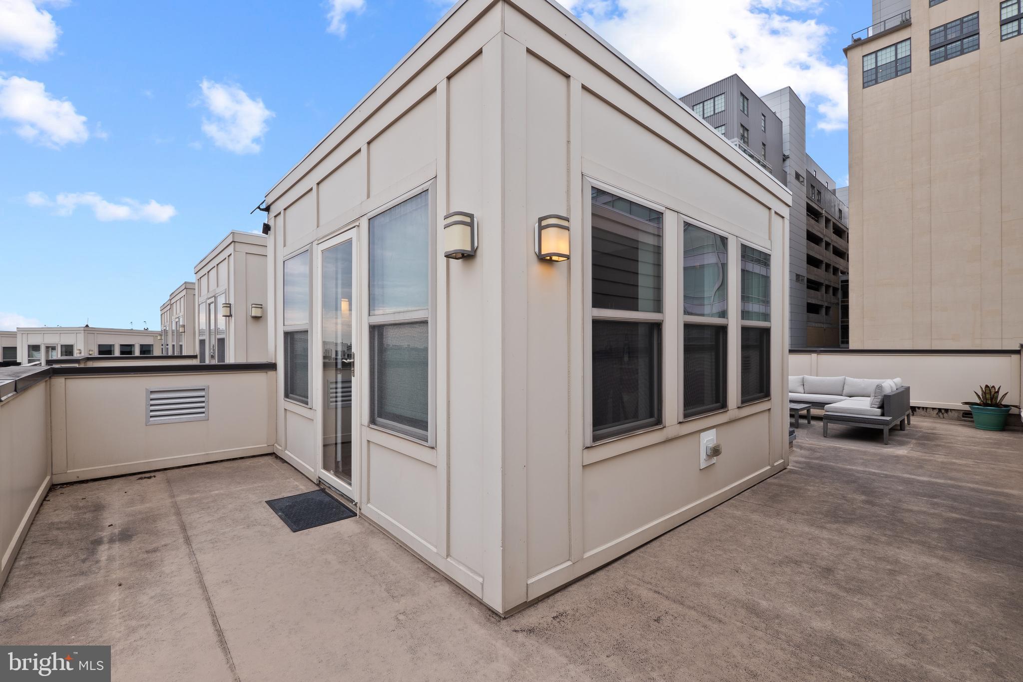 1308 Benjamin STREET