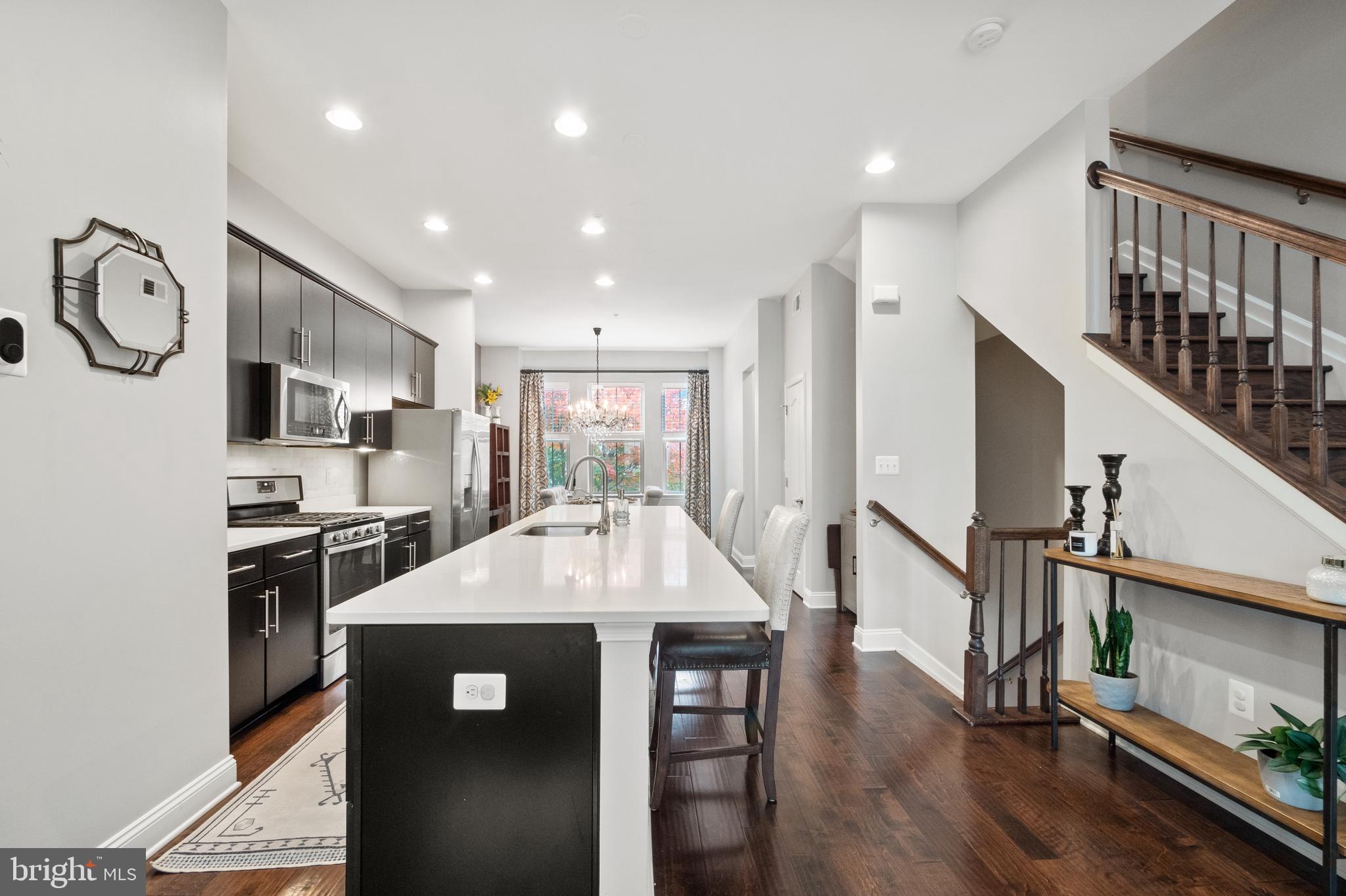 1308 Benjamin STREET