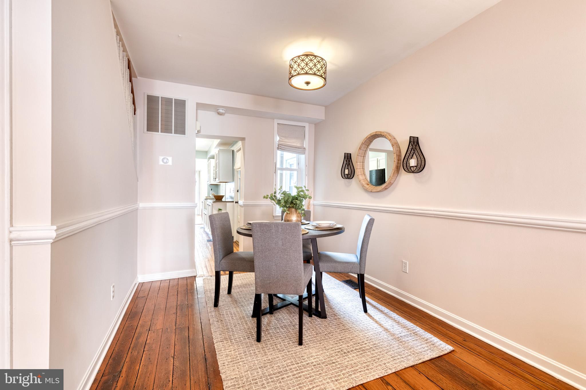 1234 Riverside AVENUE