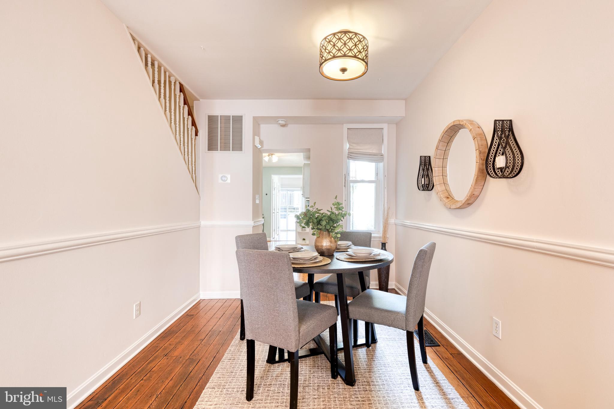 1234 Riverside AVENUE