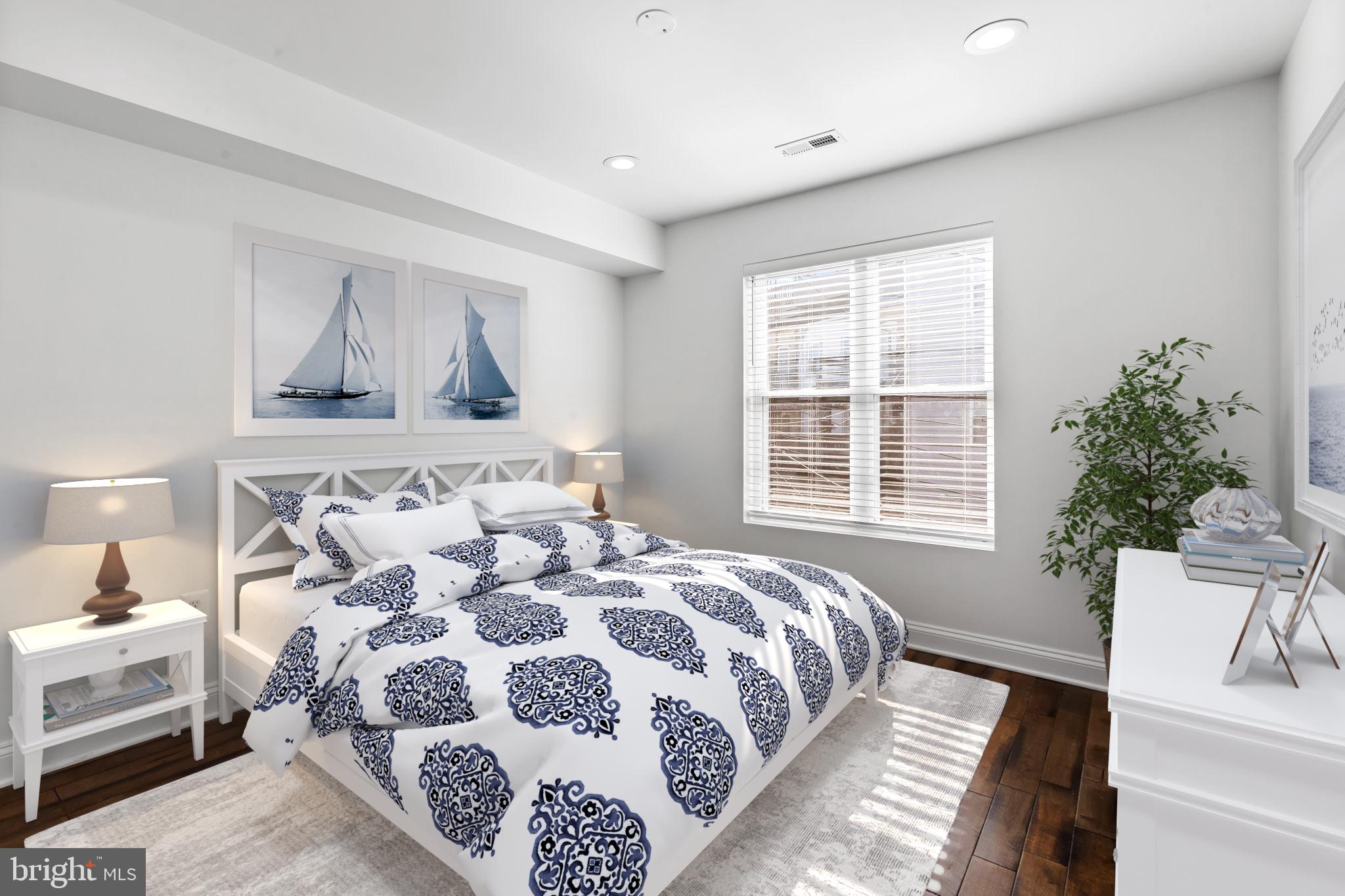 647 E Clement Street