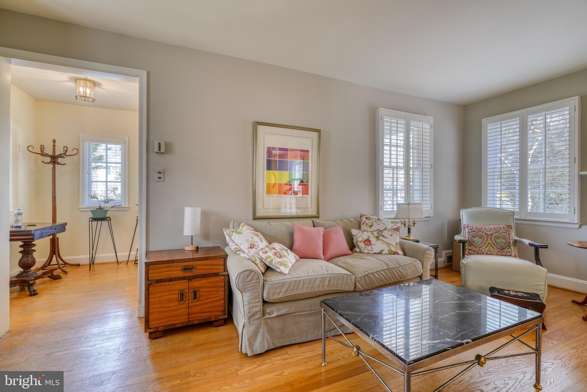 327 Broadmoor Rd