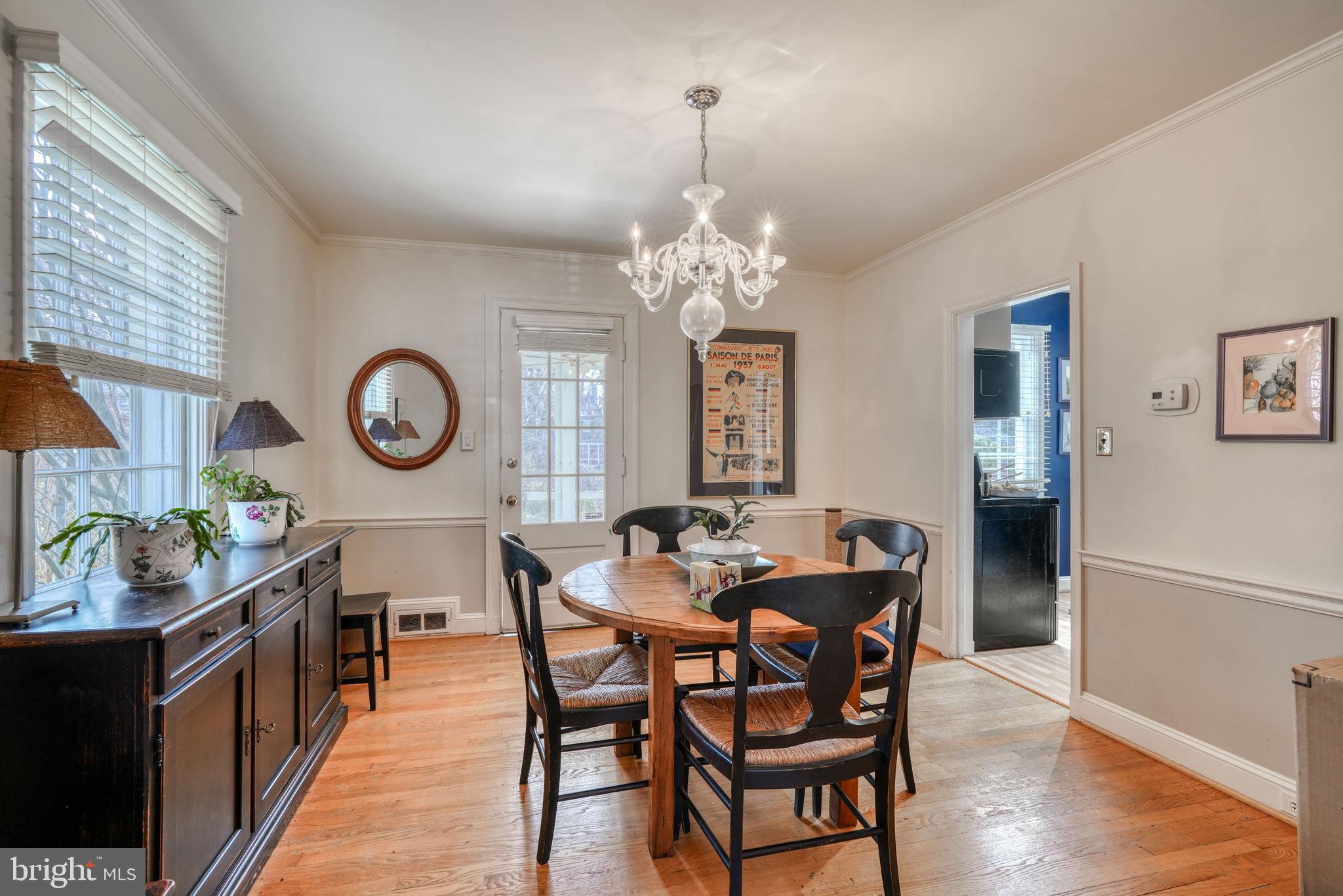 327 Broadmoor Rd