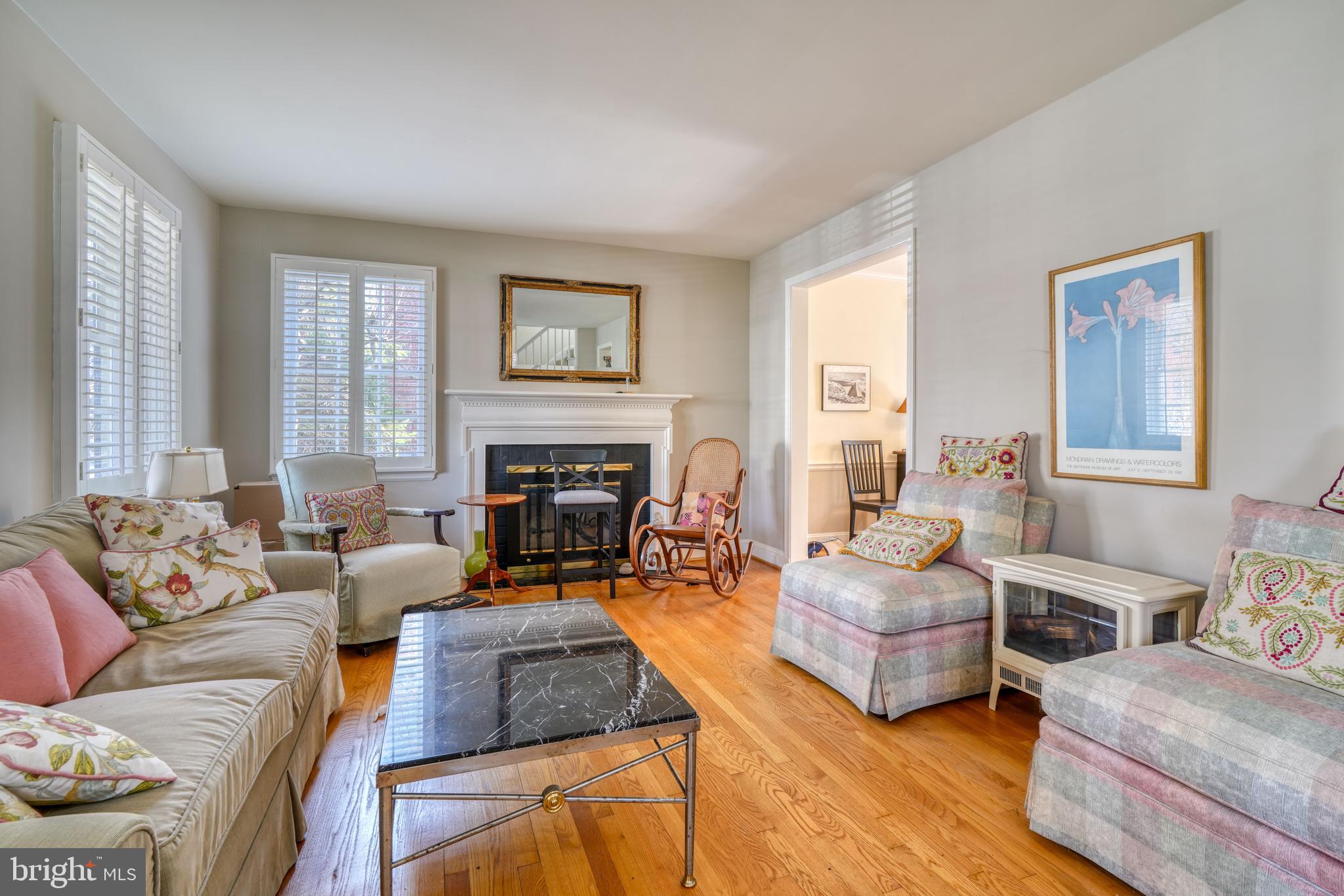 327 Broadmoor Rd