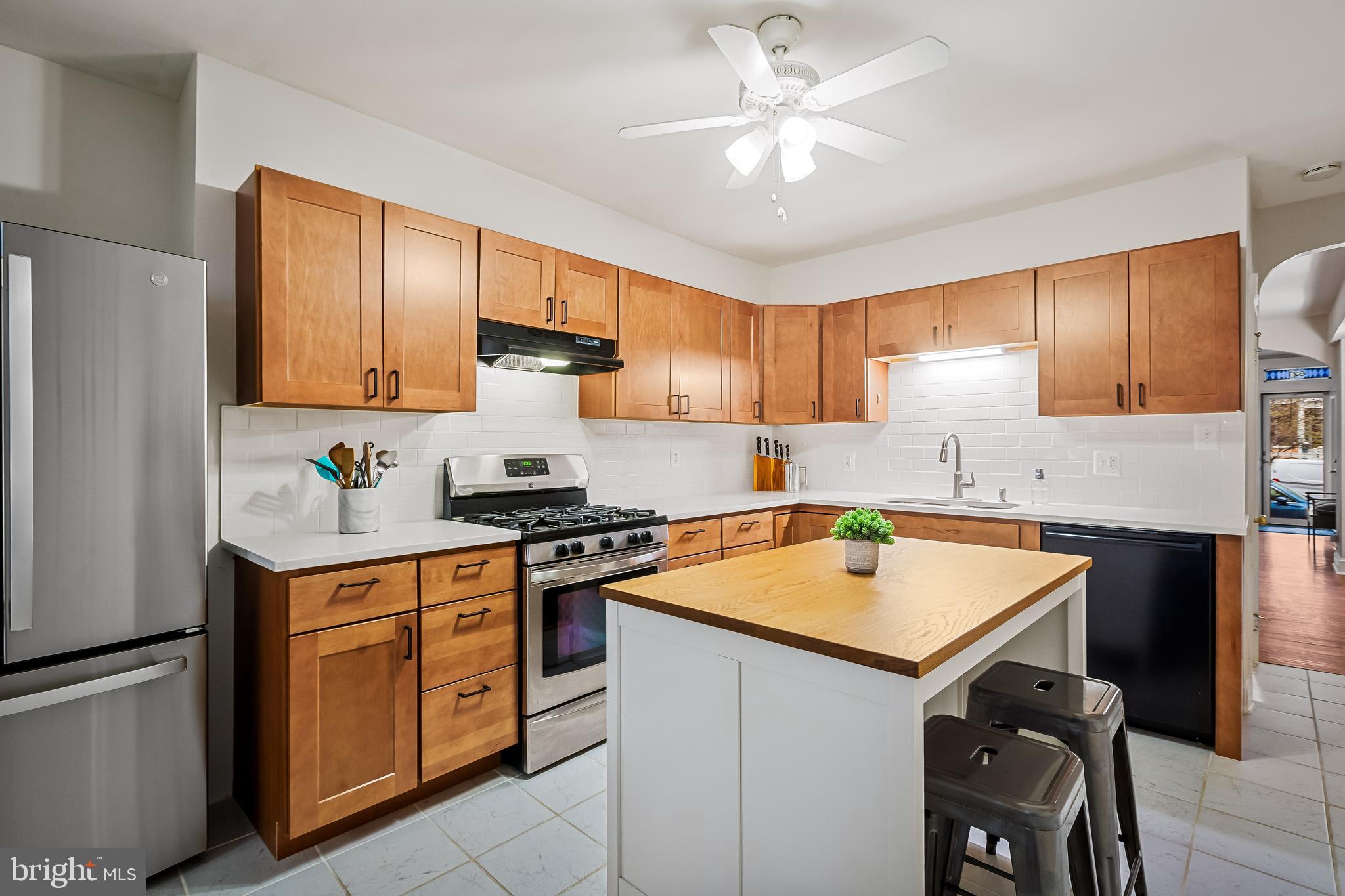821 Union Ave