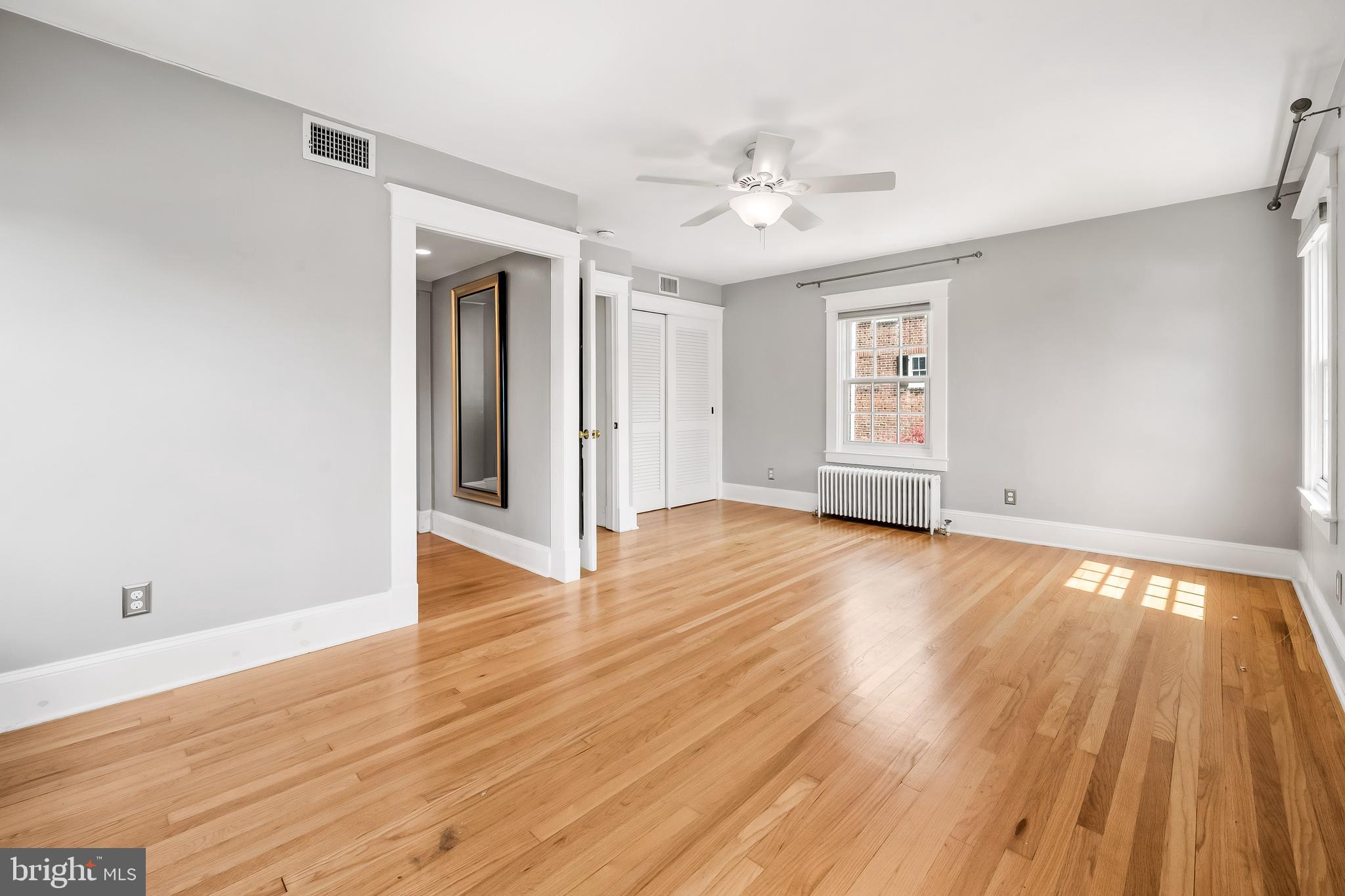305 Northway