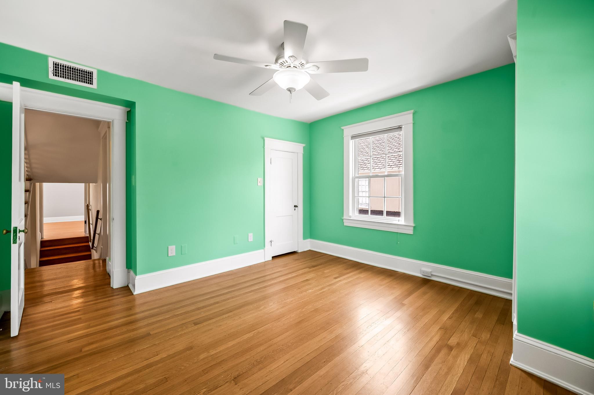 305 Northway
