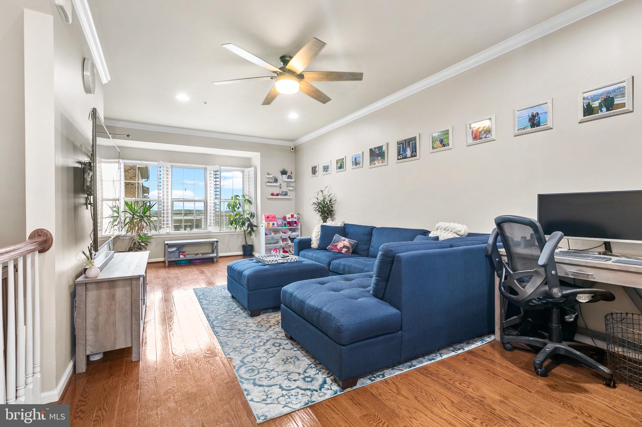 954 S Macon St