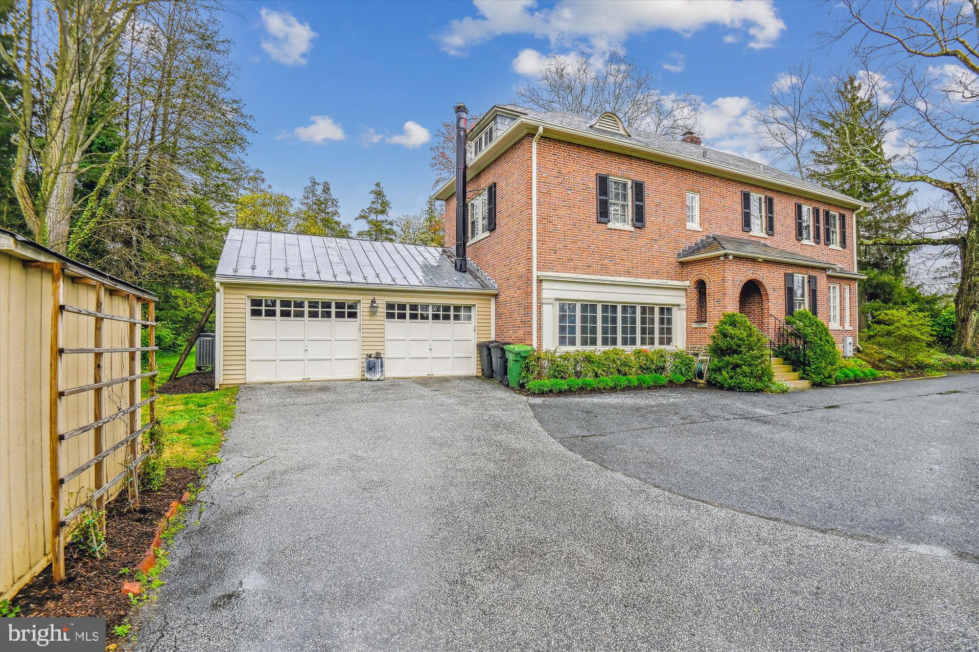 6 Gittings Ave