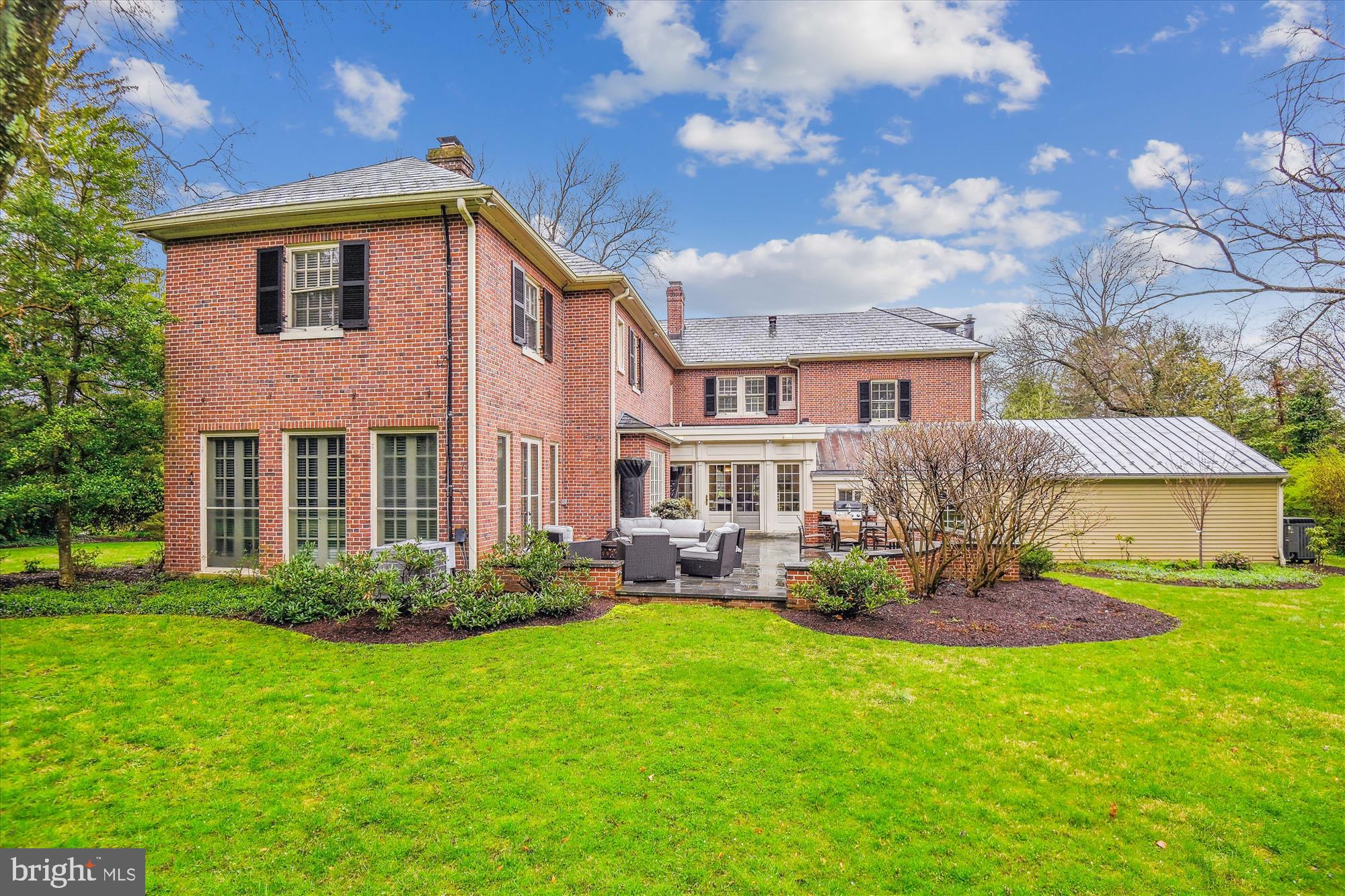 6 Gittings Ave