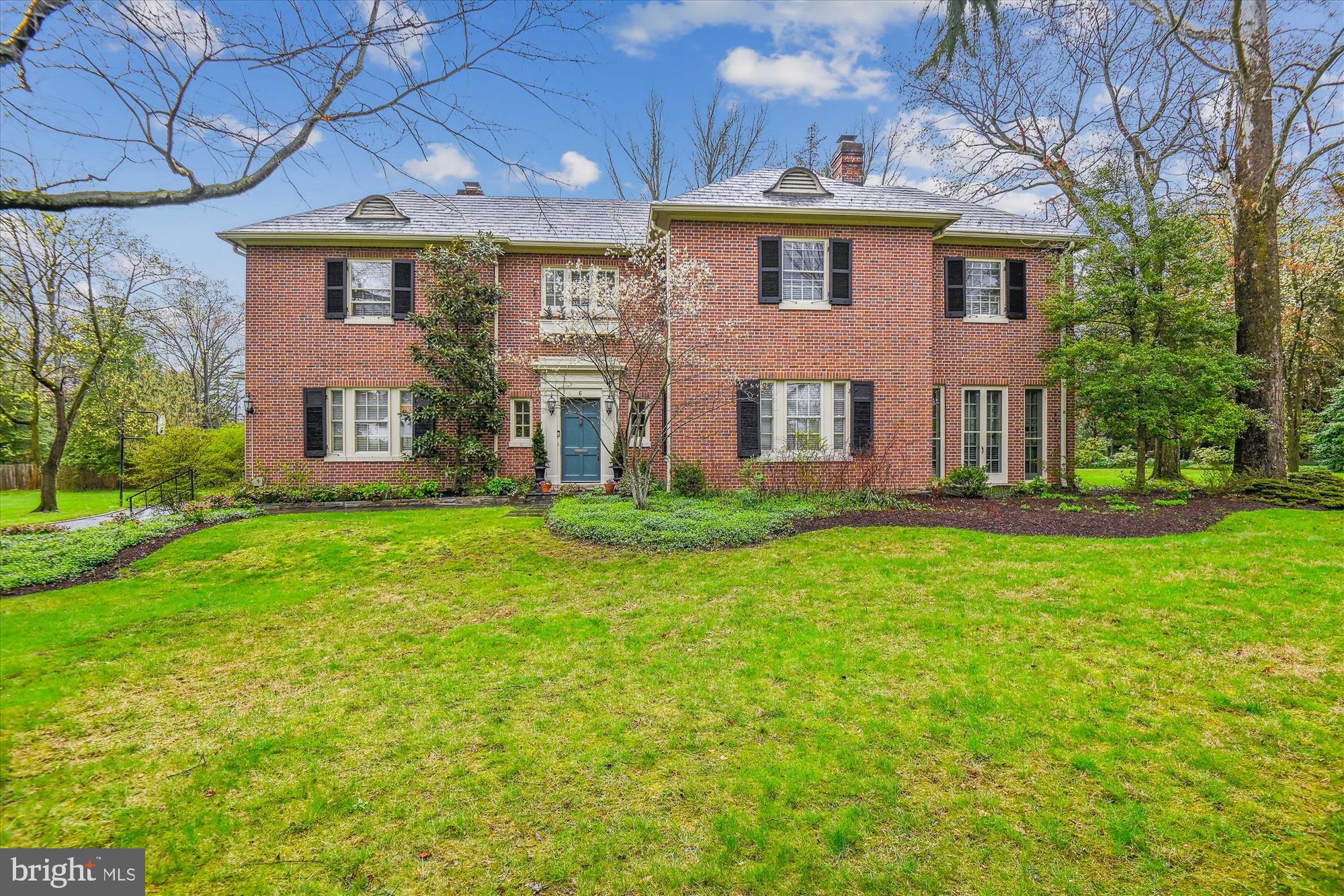 6 Gittings Ave