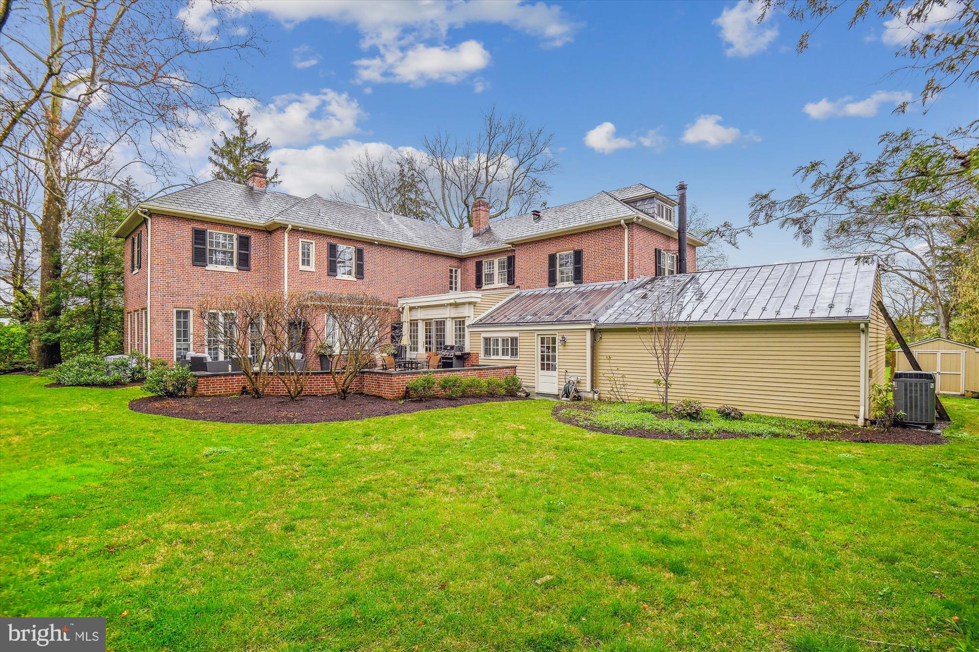 6 Gittings Ave
