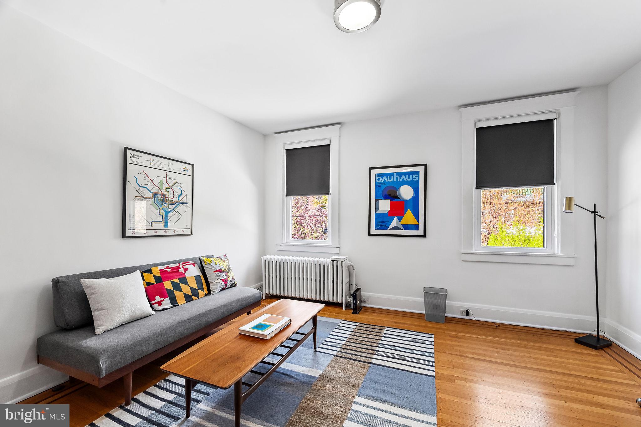 609 W 38th St