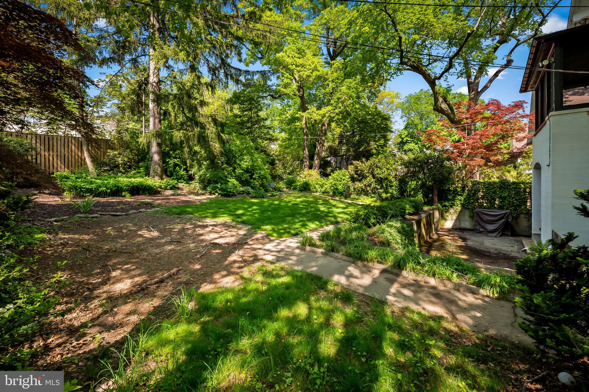 835 W University Pkwy