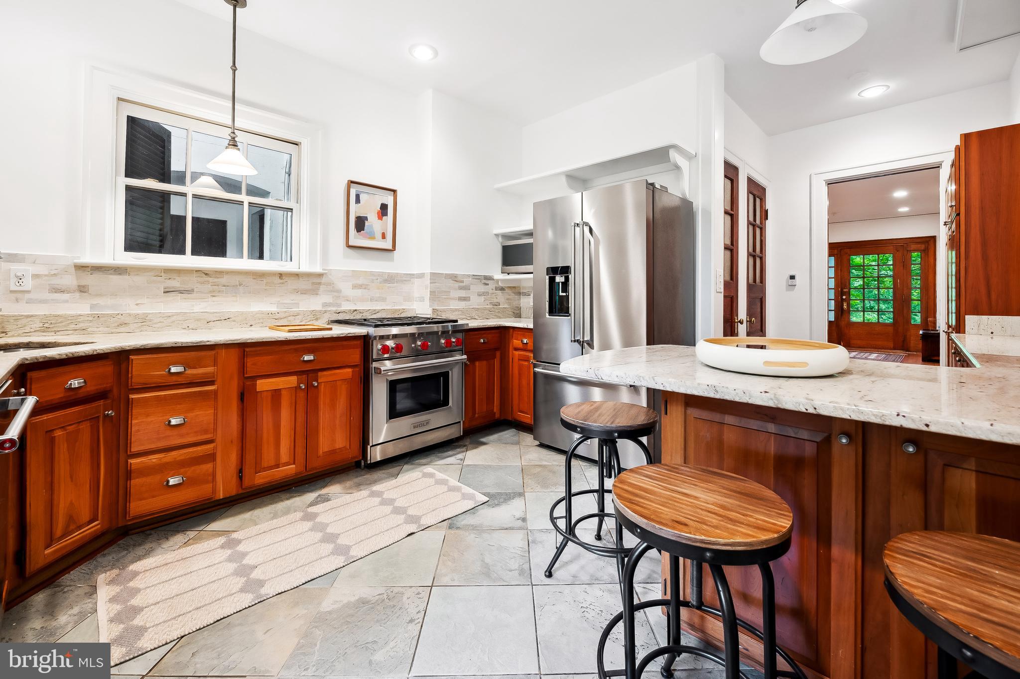 835 W University Pkwy