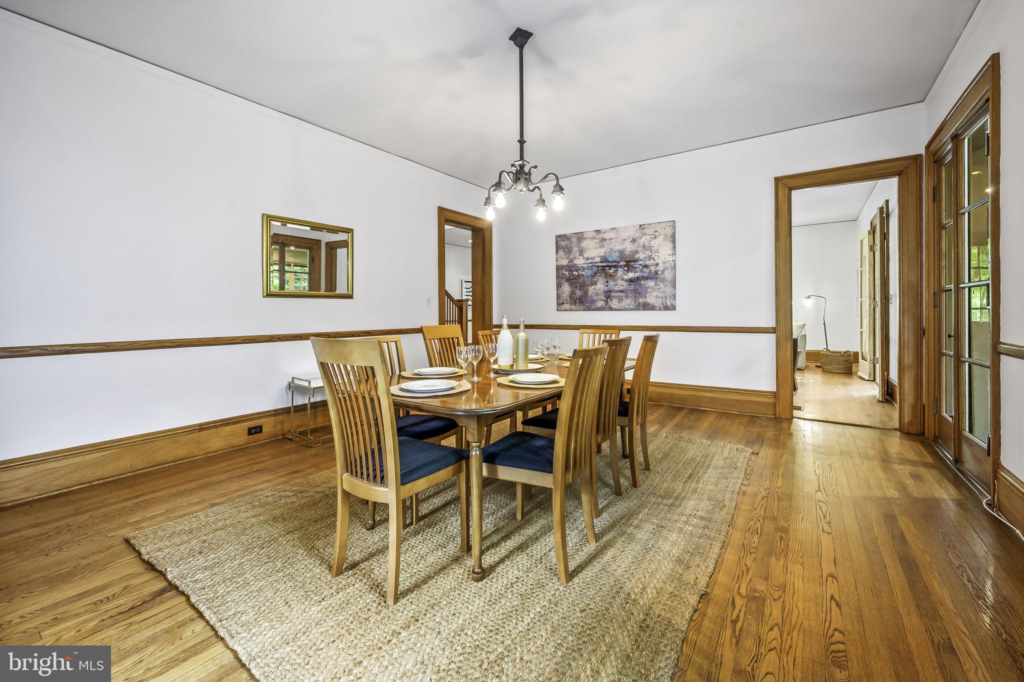 835 W University Pkwy