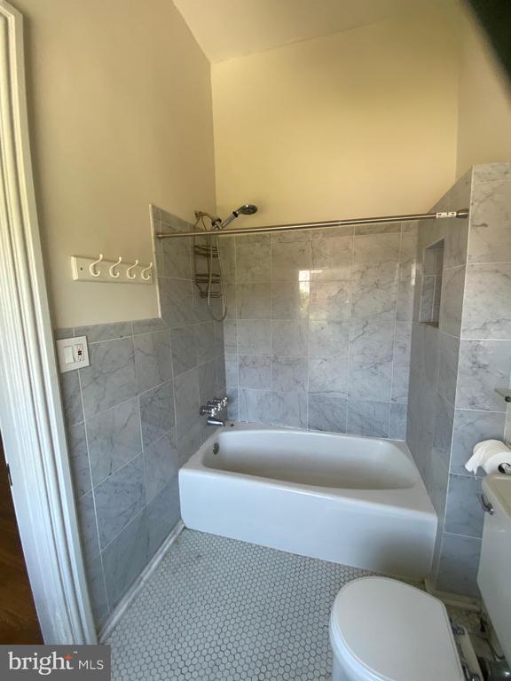 1700 PARK AVE #2