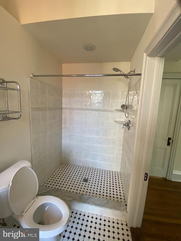 1700 PARK AVE #2