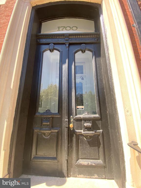 1700 PARK AVE #2