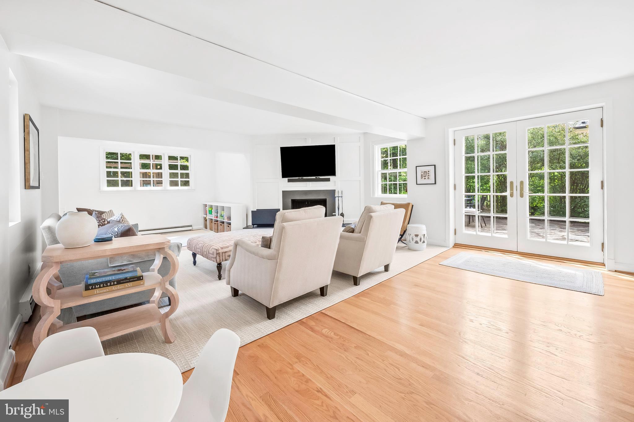 203 Saint Dunstans Rd