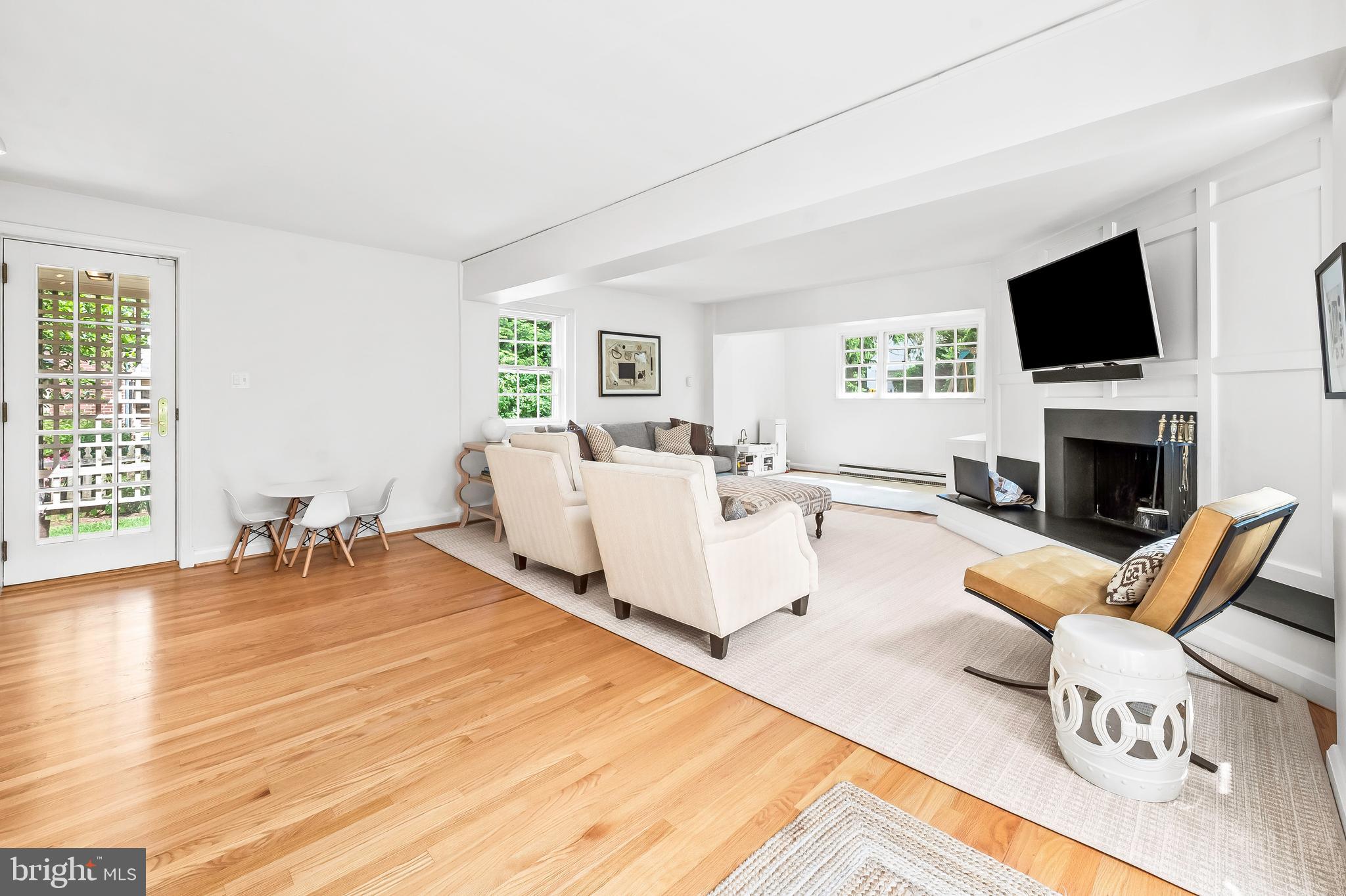 203 Saint Dunstans Rd