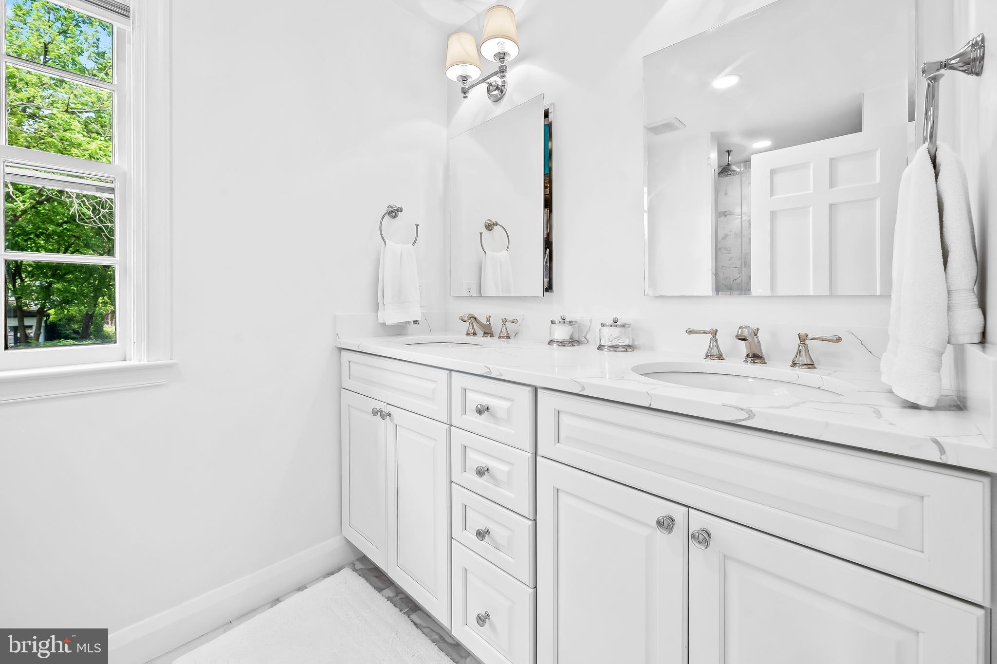 203 Saint Dunstans Rd