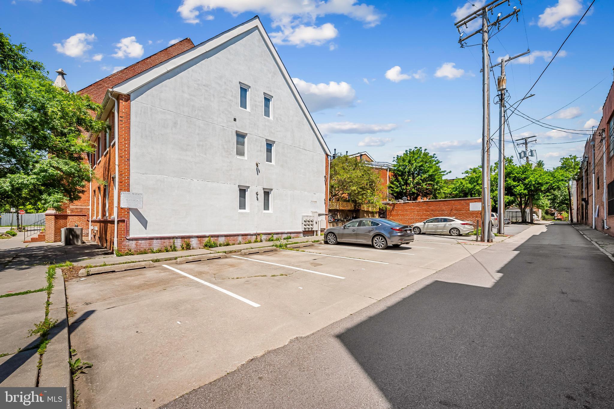 124 W Henrietta St #3