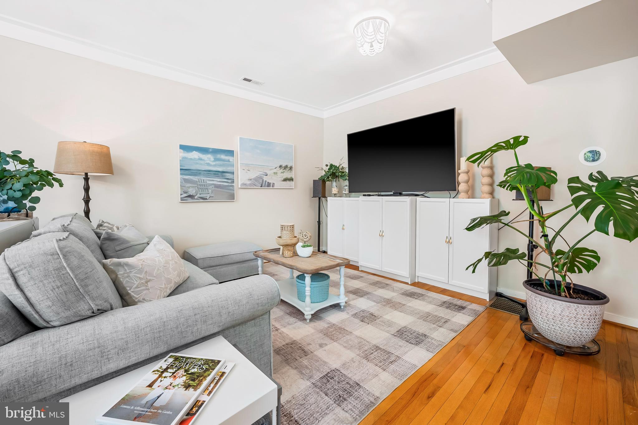 124 W Henrietta St #3