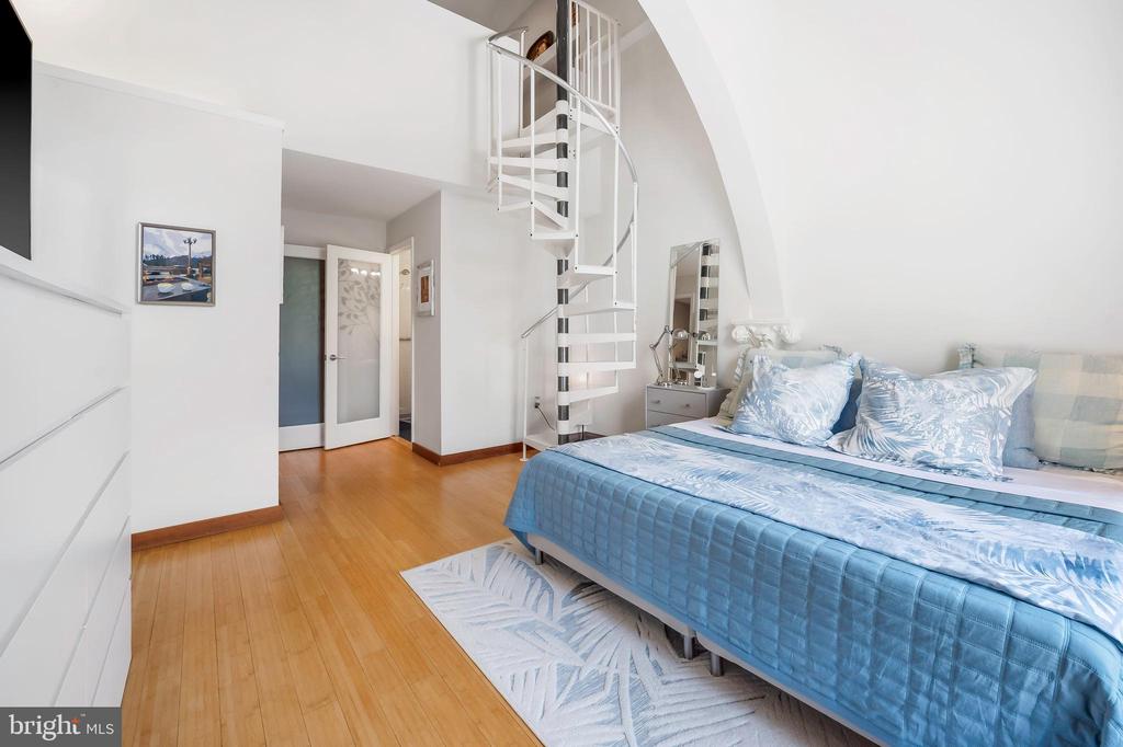 124 W Henrietta St #3