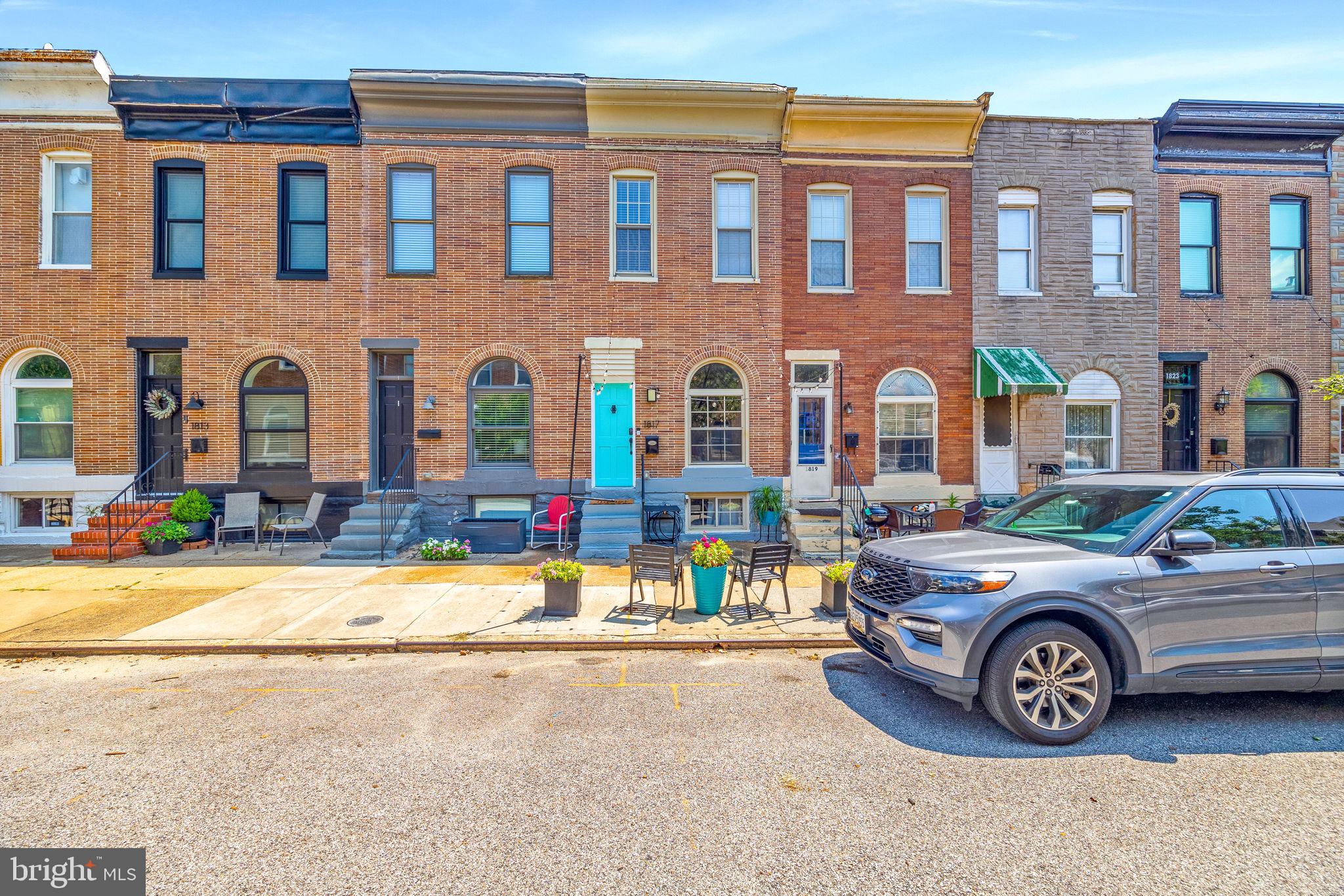 1817 Jackson St