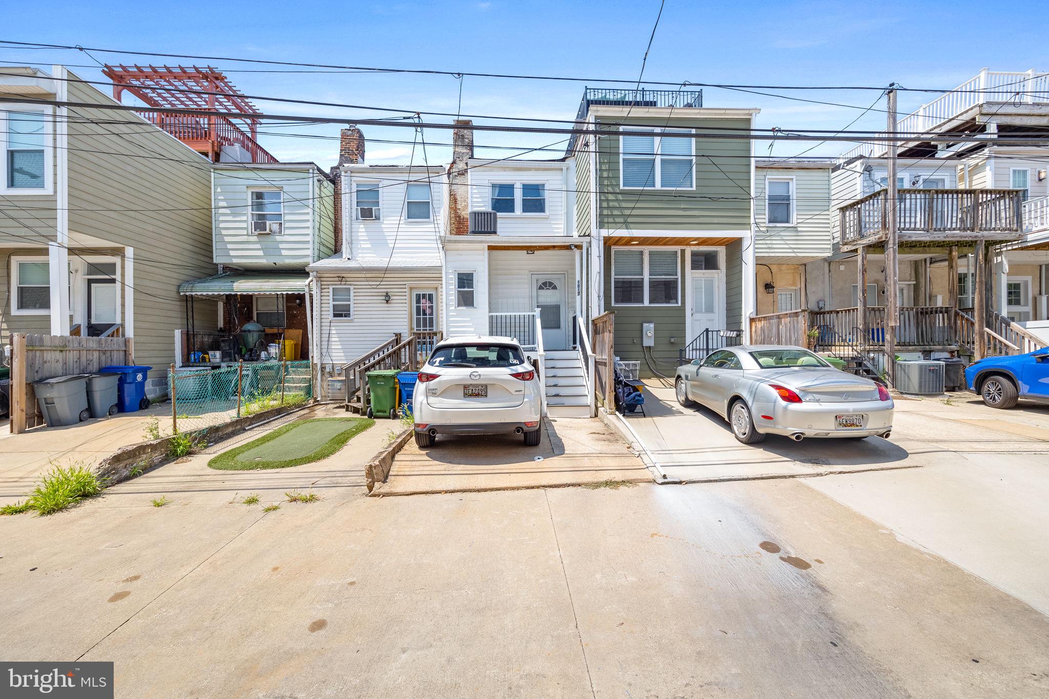 1817 Jackson St