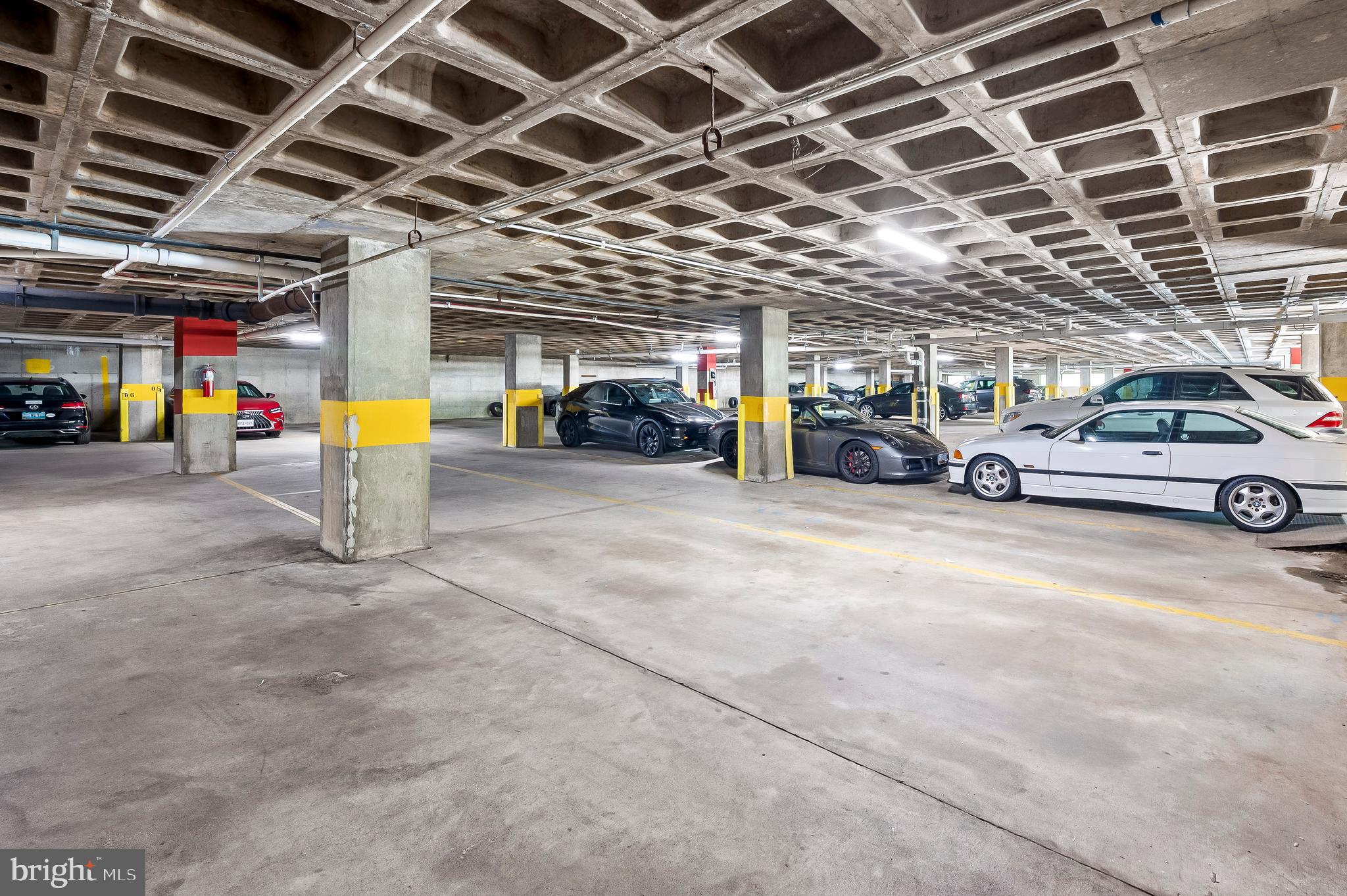 4000 N Charles St #609