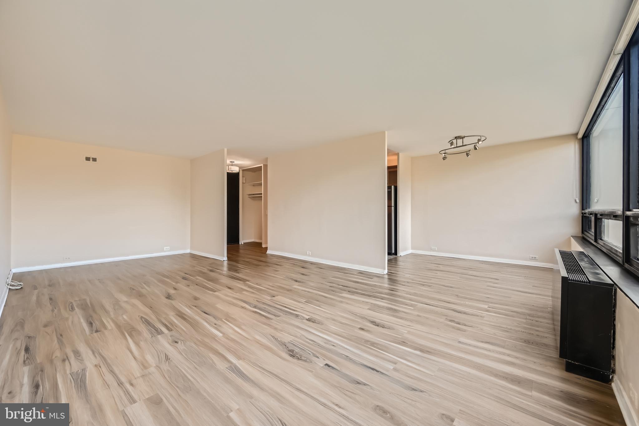 4000 N Charles St #303