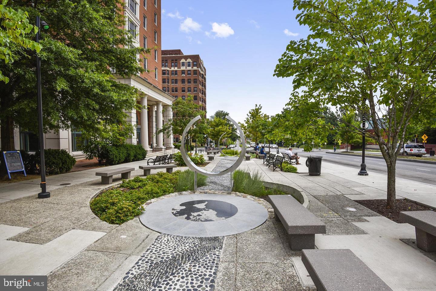 4000 N Charles St #303