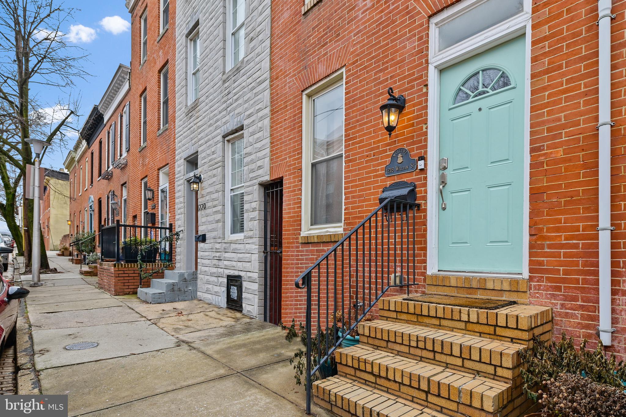 1218 William St