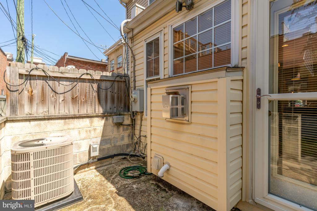 1306 Towson St