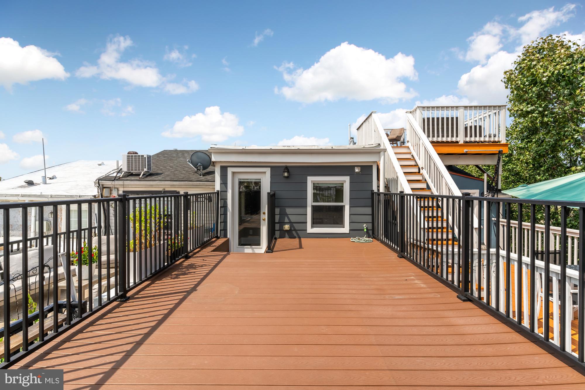 1411 BATTERY AVE