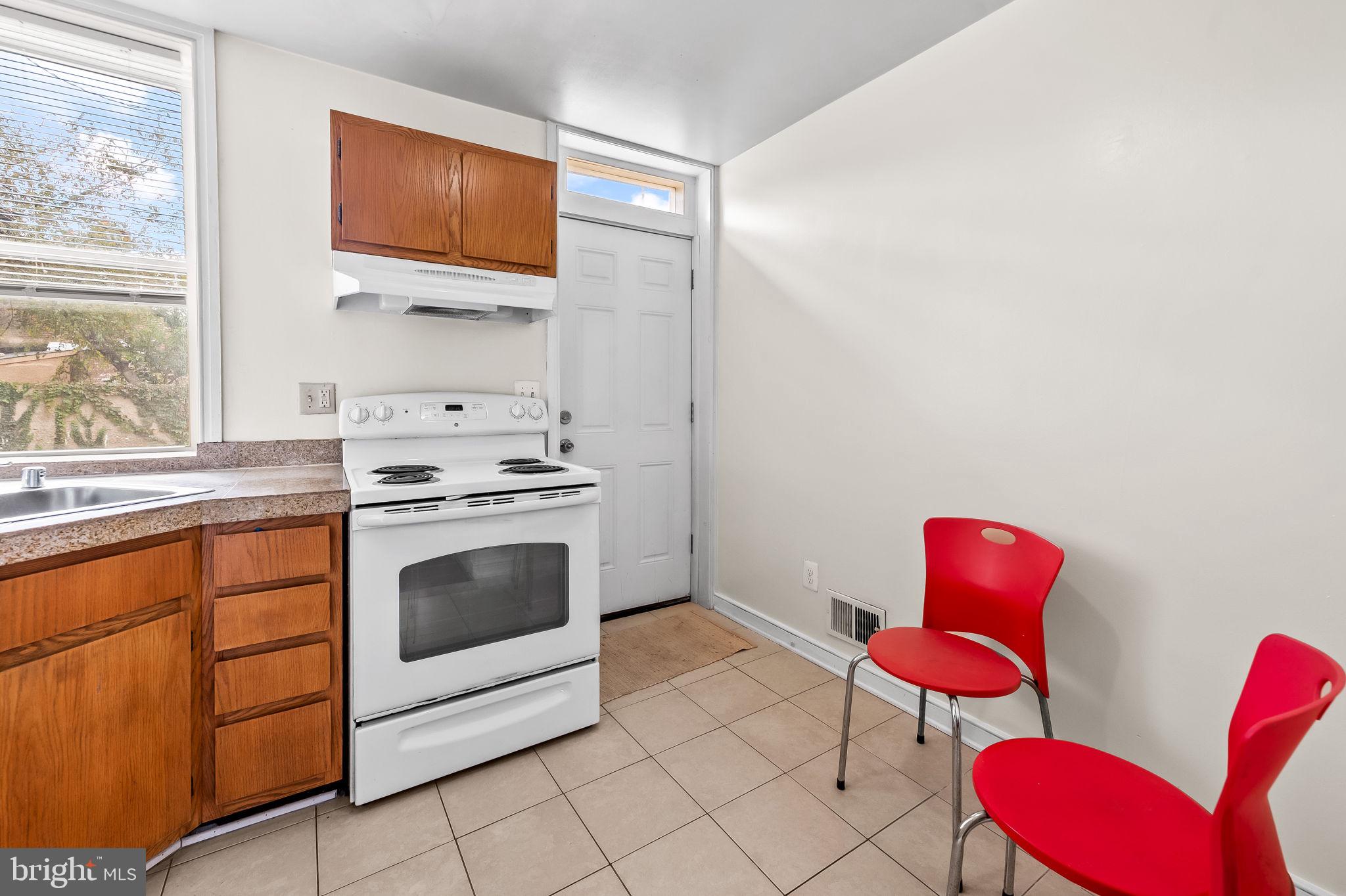 639 MELVIN DR