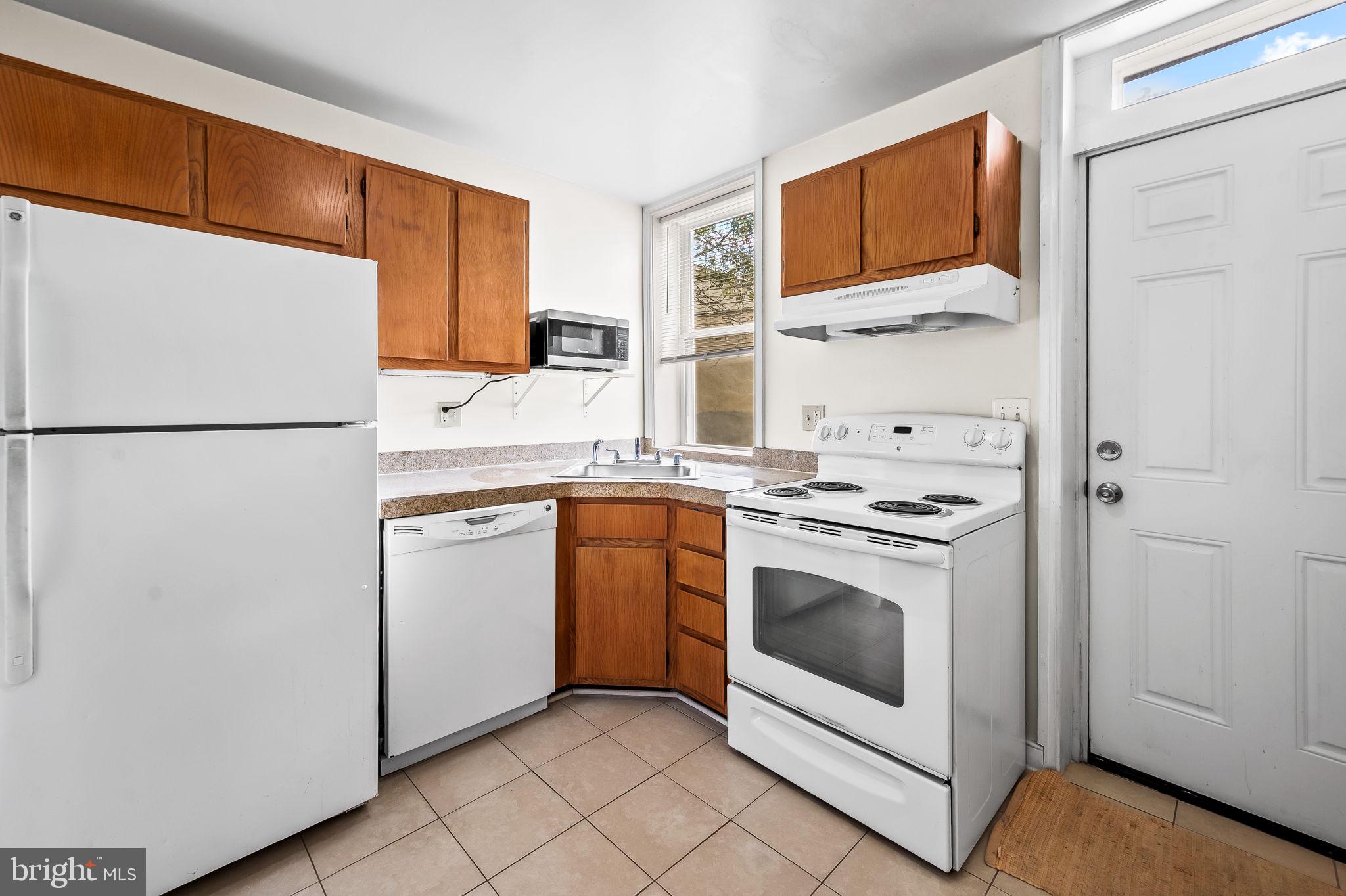 639 MELVIN DR
