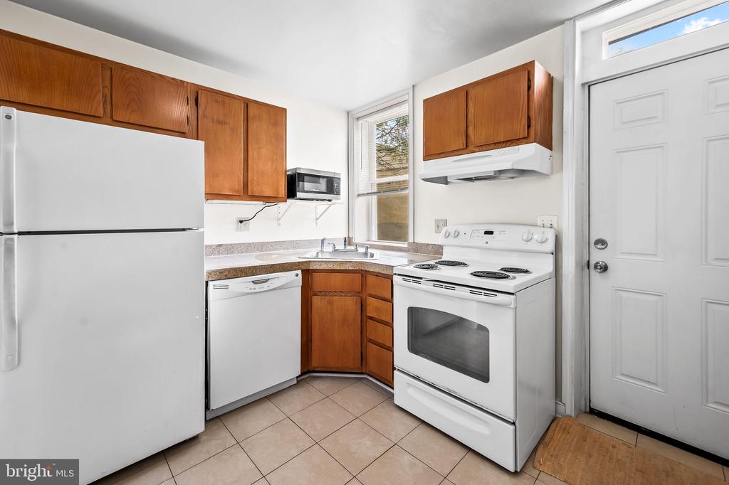639 MELVIN DR