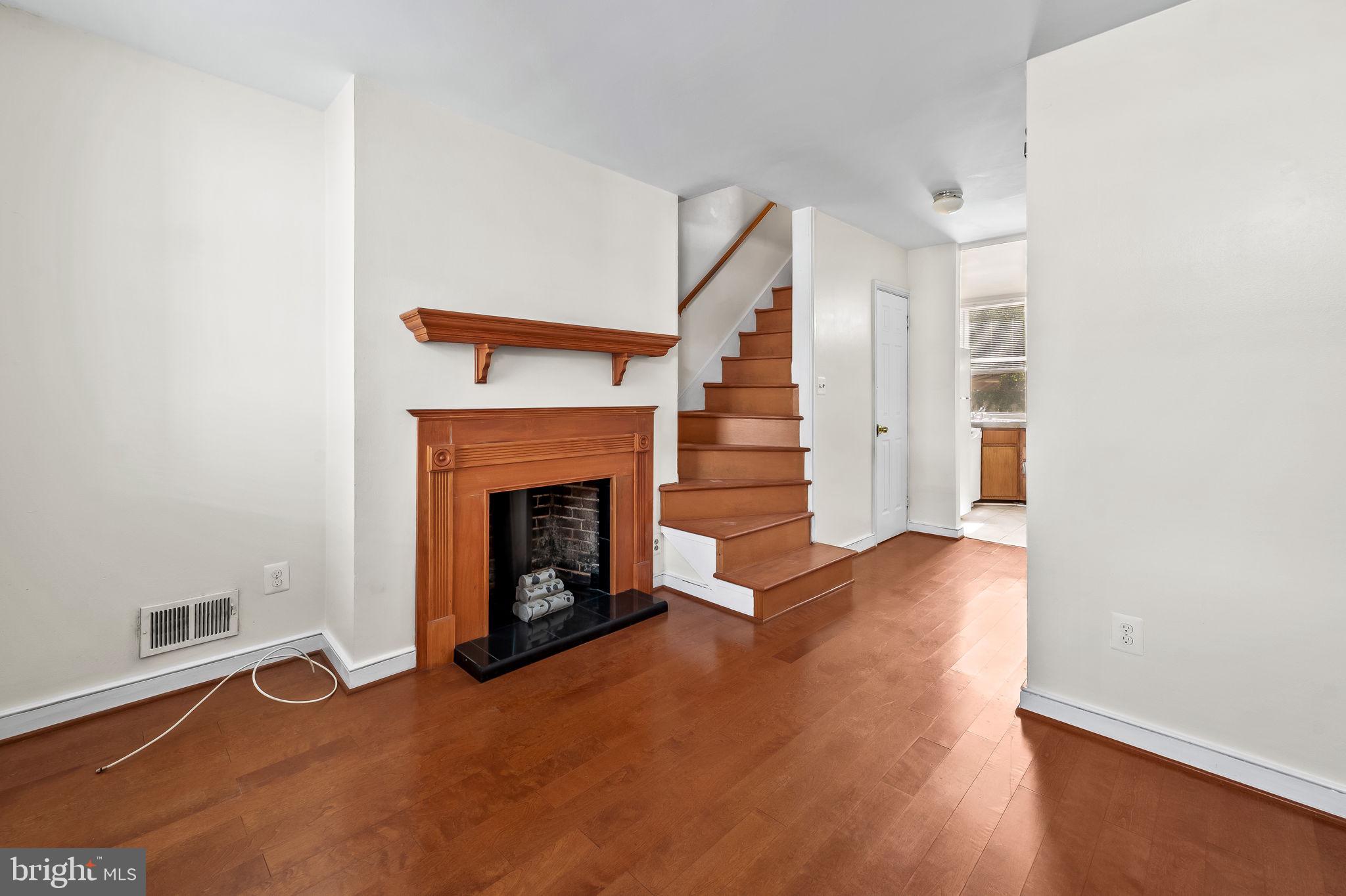 639 MELVIN DR