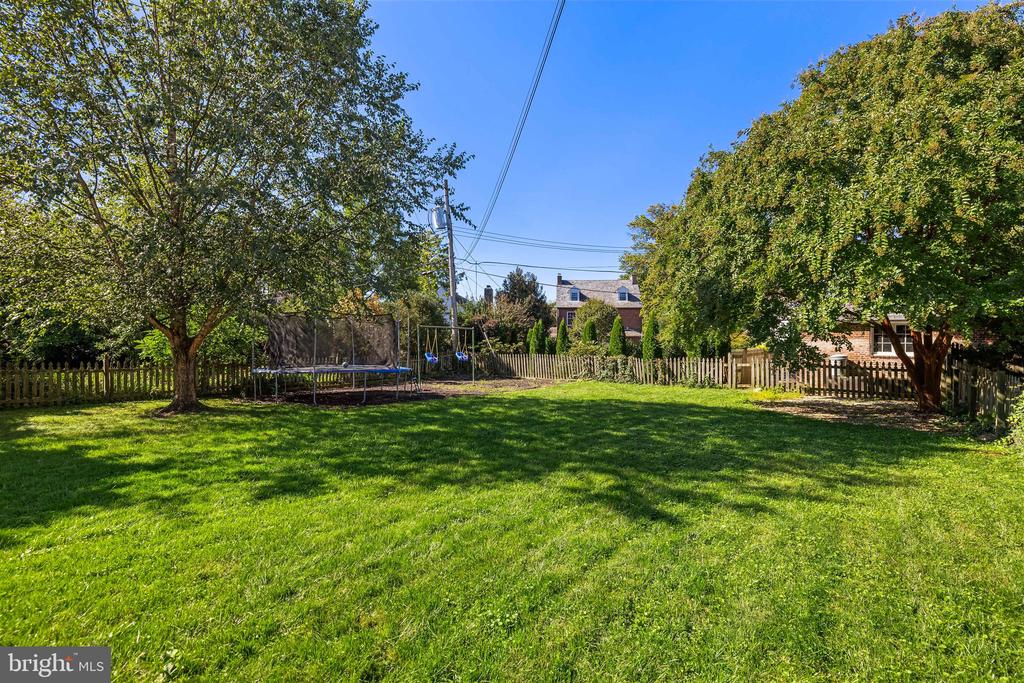 4304 Wendover Rd