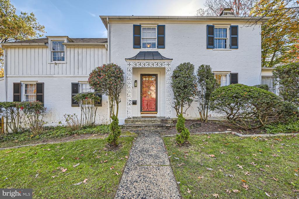 8 Goodale Pl