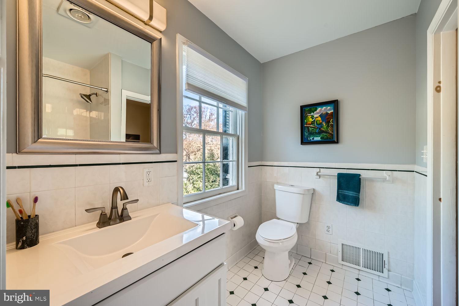 8 Goodale Pl