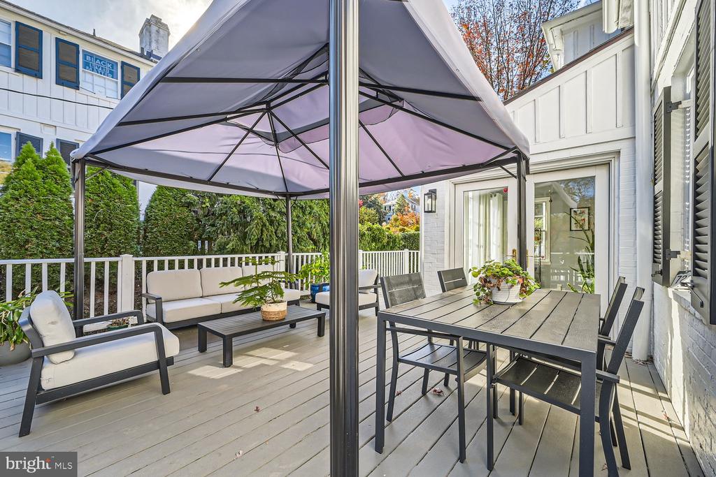 8 Goodale Pl